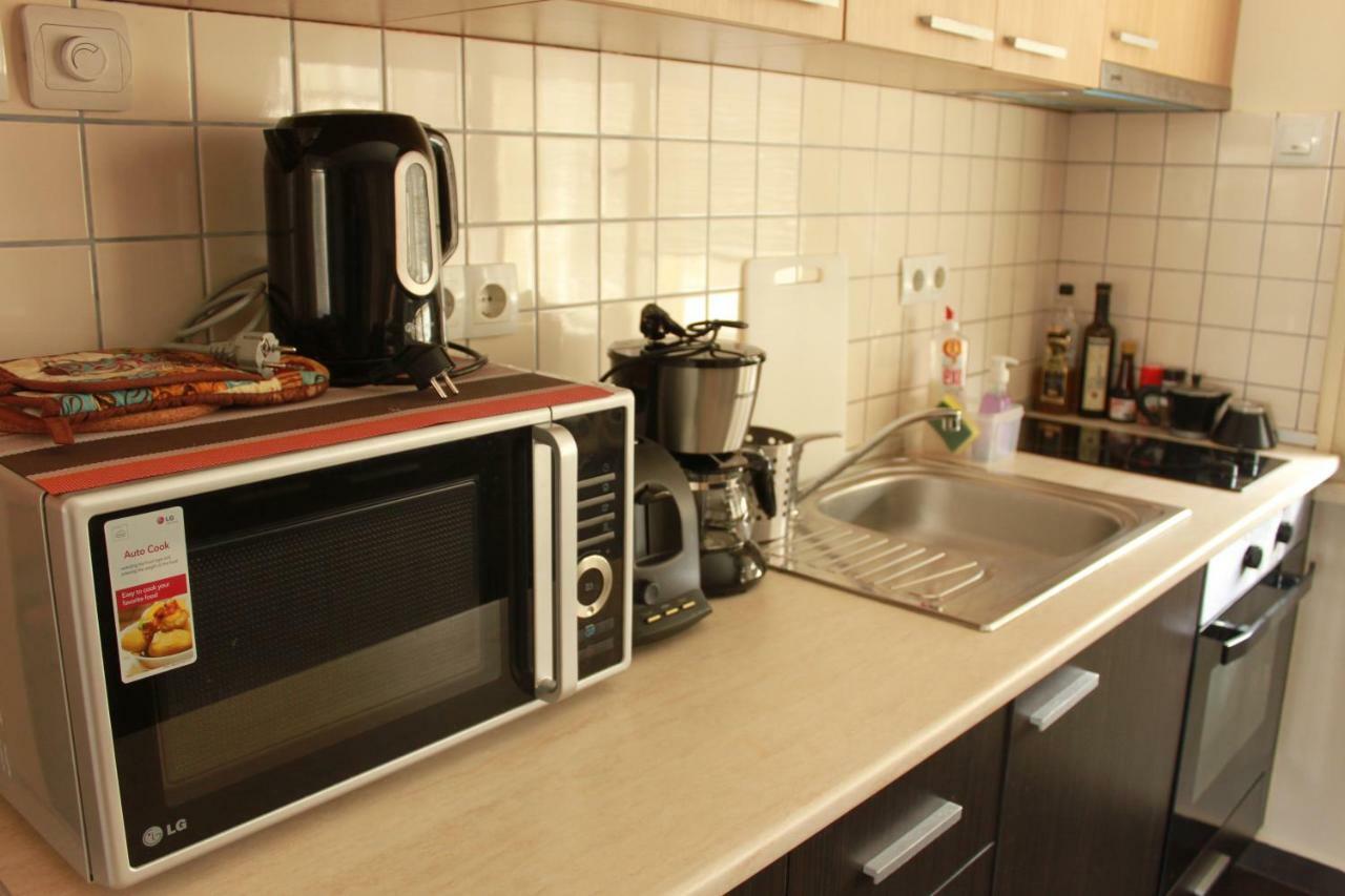 Sunny Central Apartment Софія Екстер'єр фото