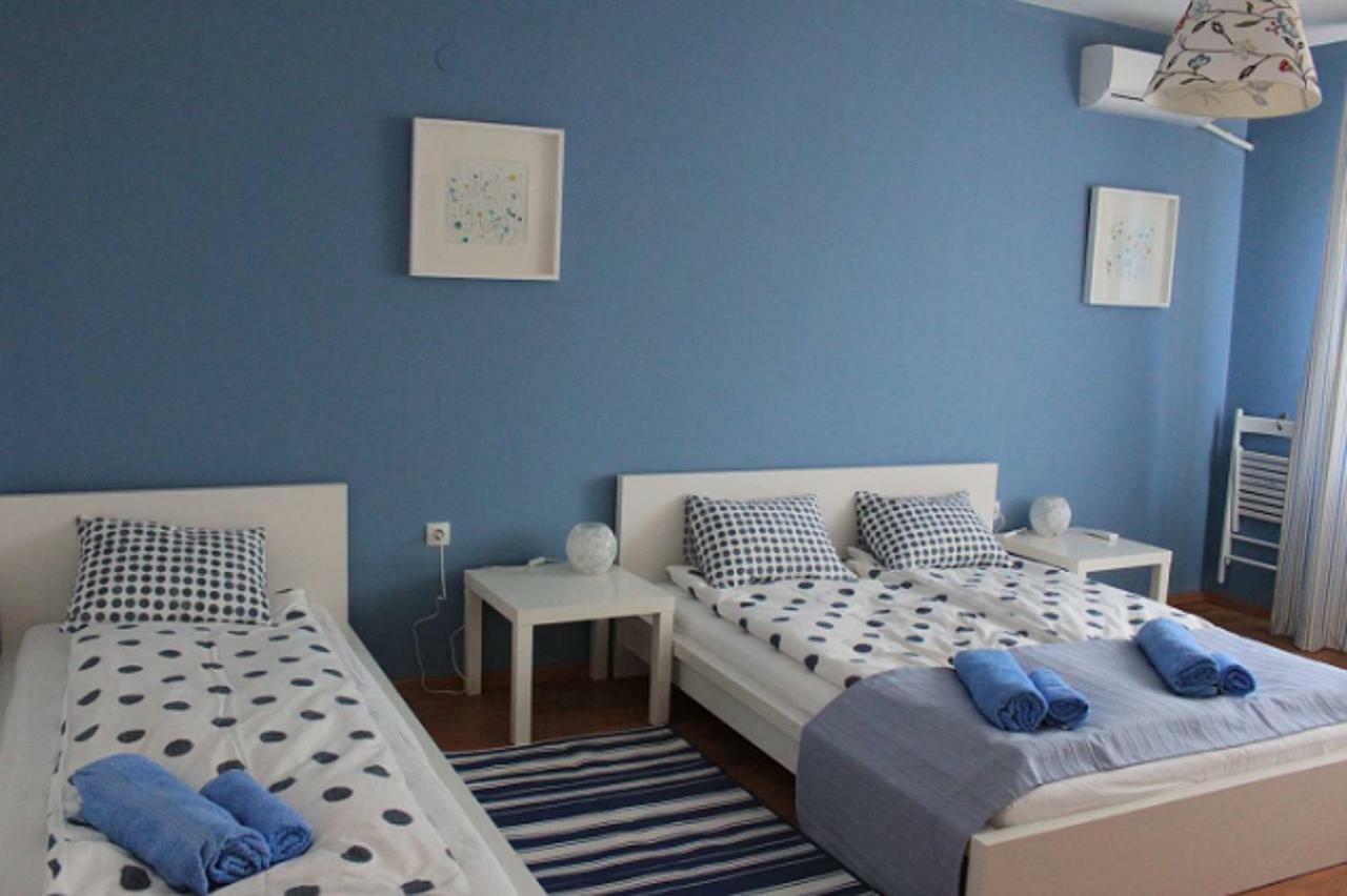 Sunny Central Apartment Софія Екстер'єр фото